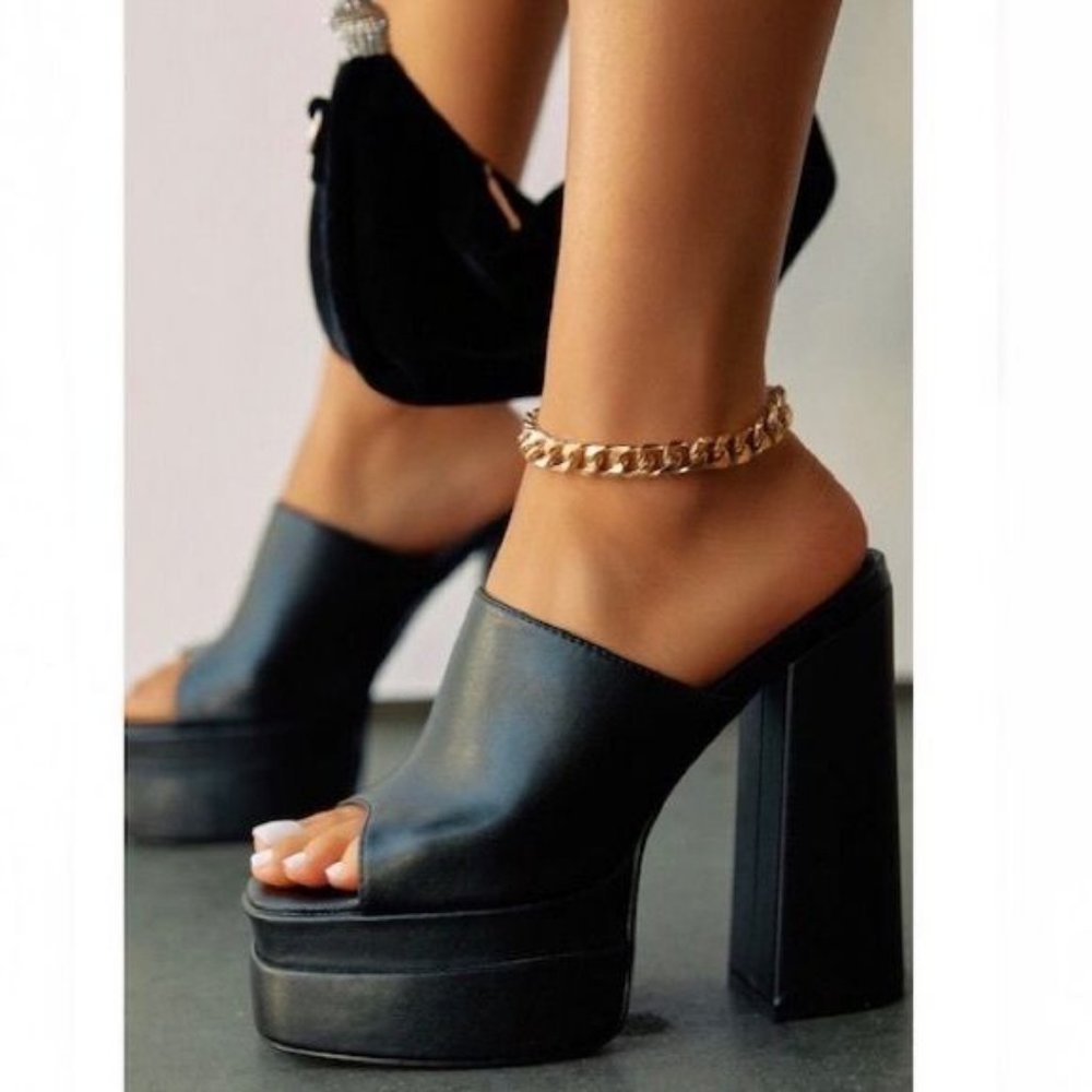 !! NEW !! Platform Block Heel Mules in Black - Picture 3 of 9
